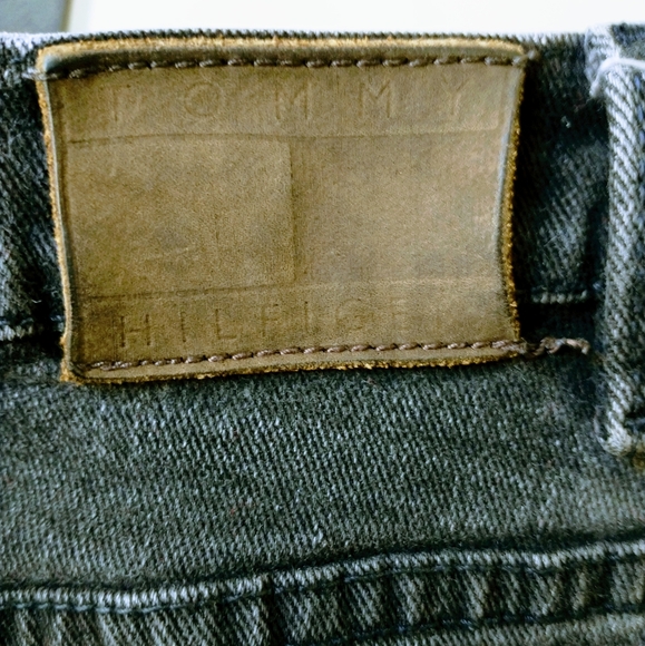 TOMMY HILFIGER Whiskered High Rise Jeans - Picture 10 of 10